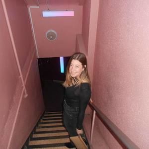 Meet your Posher, Fred